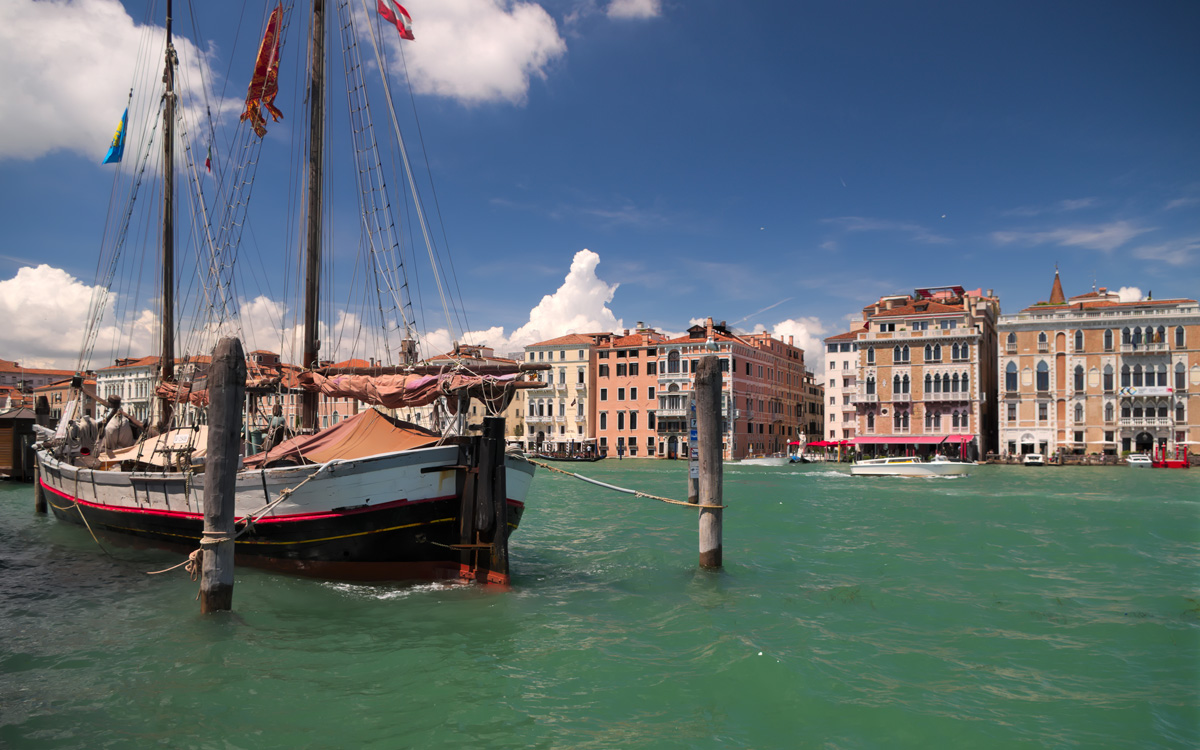 Barca a vela Venezia